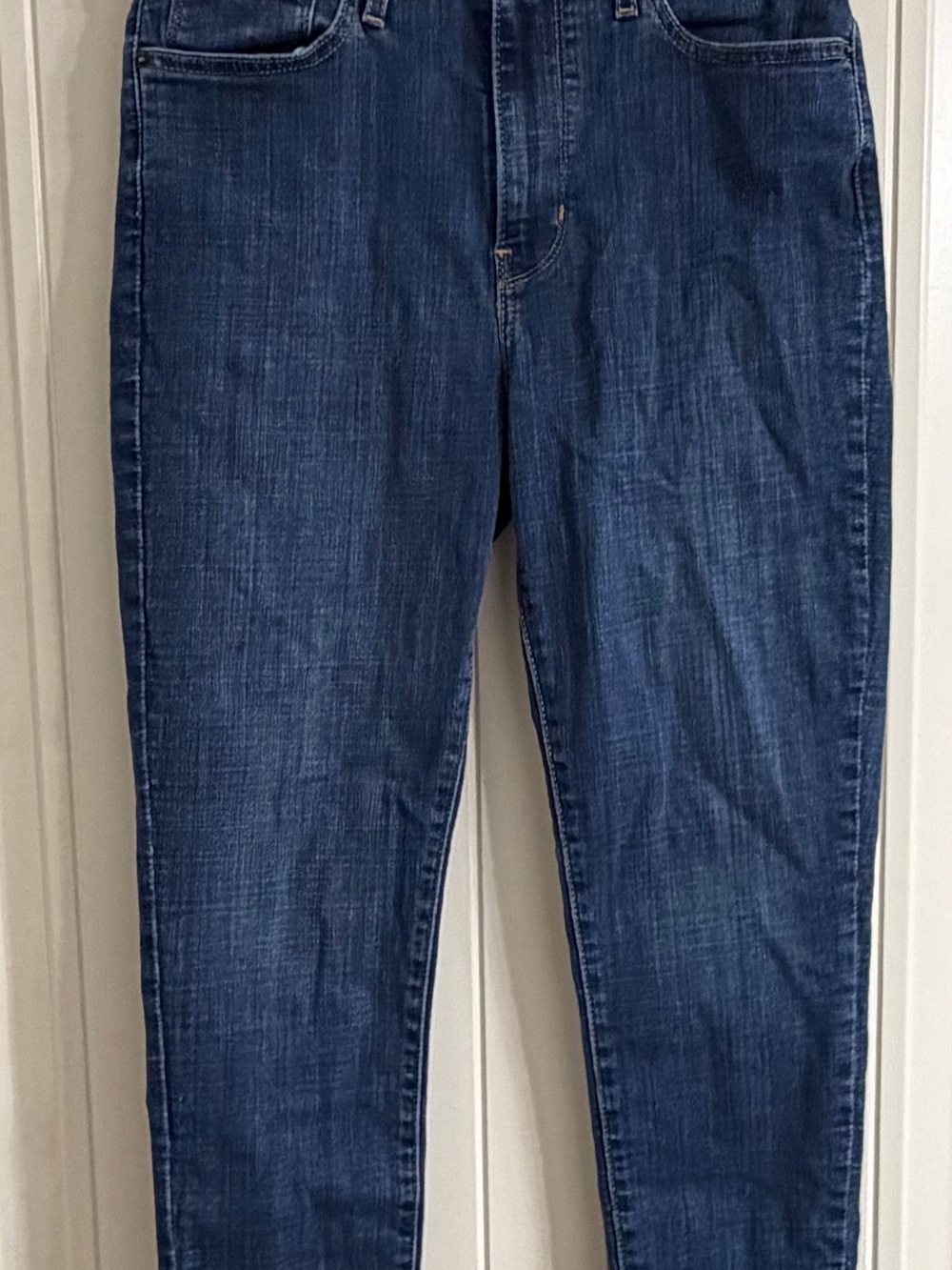 Levi's blue 721 high-rise skinny jeans